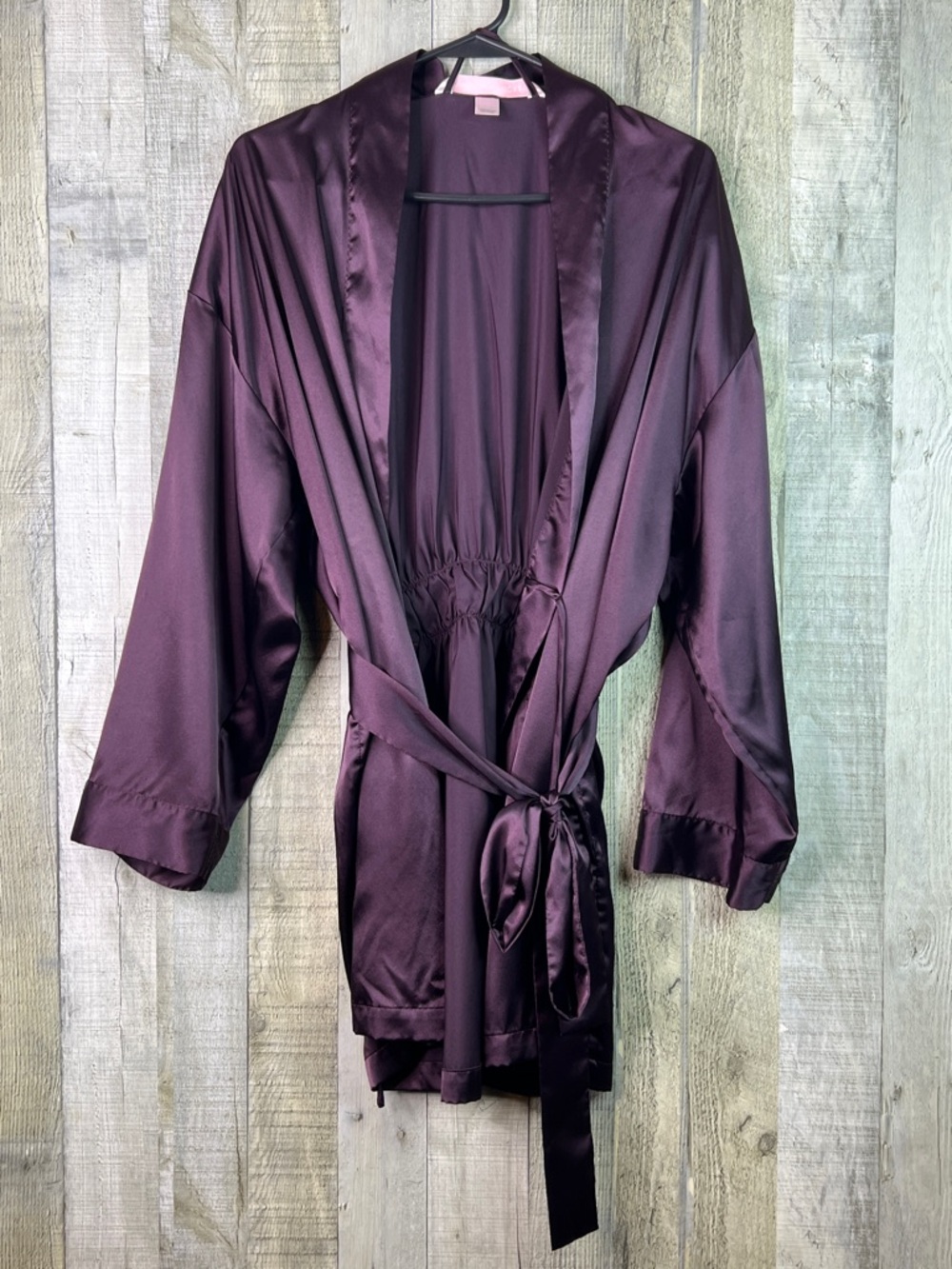 Victoria’s Secret OSFA Purple Satin Robe w/Attached Outside Belt & Pockets
